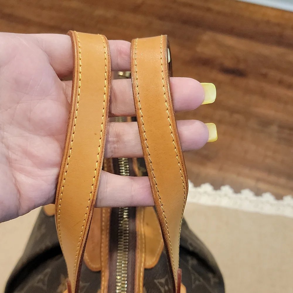 🎉SOLD🎉  Authentic Louis Vuitton Palermo MM bag - Picture 5 of 15